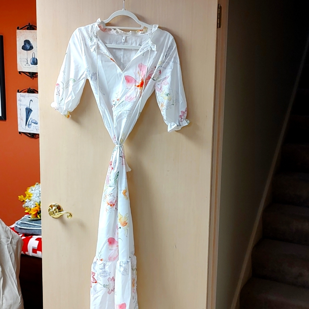 Ladies nightgown brand new never been worn
